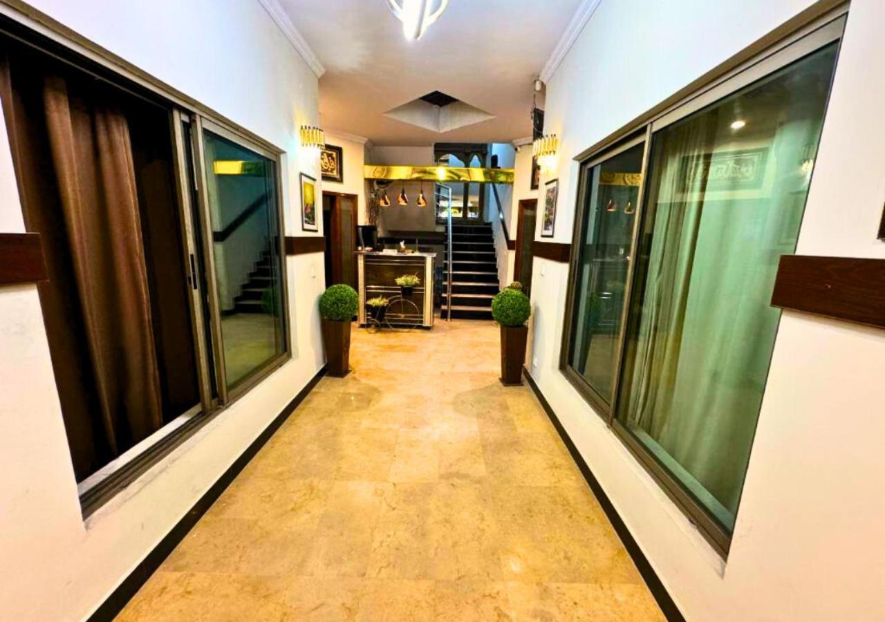 Doves Inn Hotel Kalma Chowk Lahore Extérieur photo