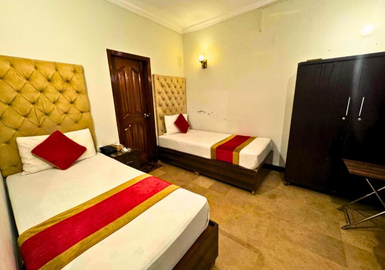 Doves Inn Hotel Kalma Chowk Lahore Extérieur photo
